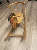 schaukelpferd aus holz