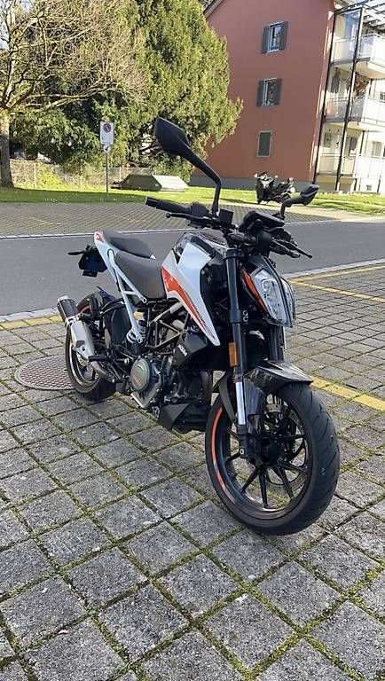 Strada: KTM DUKE 390! – Nuovo e nell'imballaggio originale da Thalwil venduto da car_5tdh 3