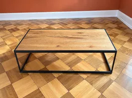 Salontisch massive Eiche & Metall schwarz, Industrial Design