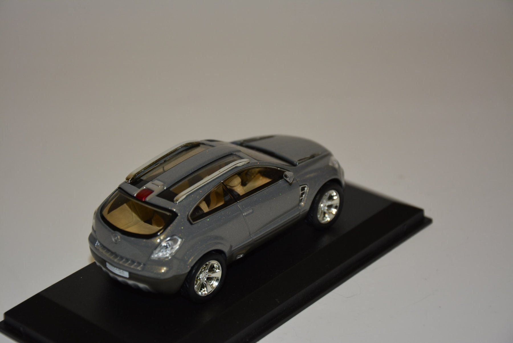 Opel Modellini d'auto: Opel Antara GTC 2005 , Norev , 1:43 – Nuovo e nell'imballaggio originale da Goldach venduto da Feivel9 6