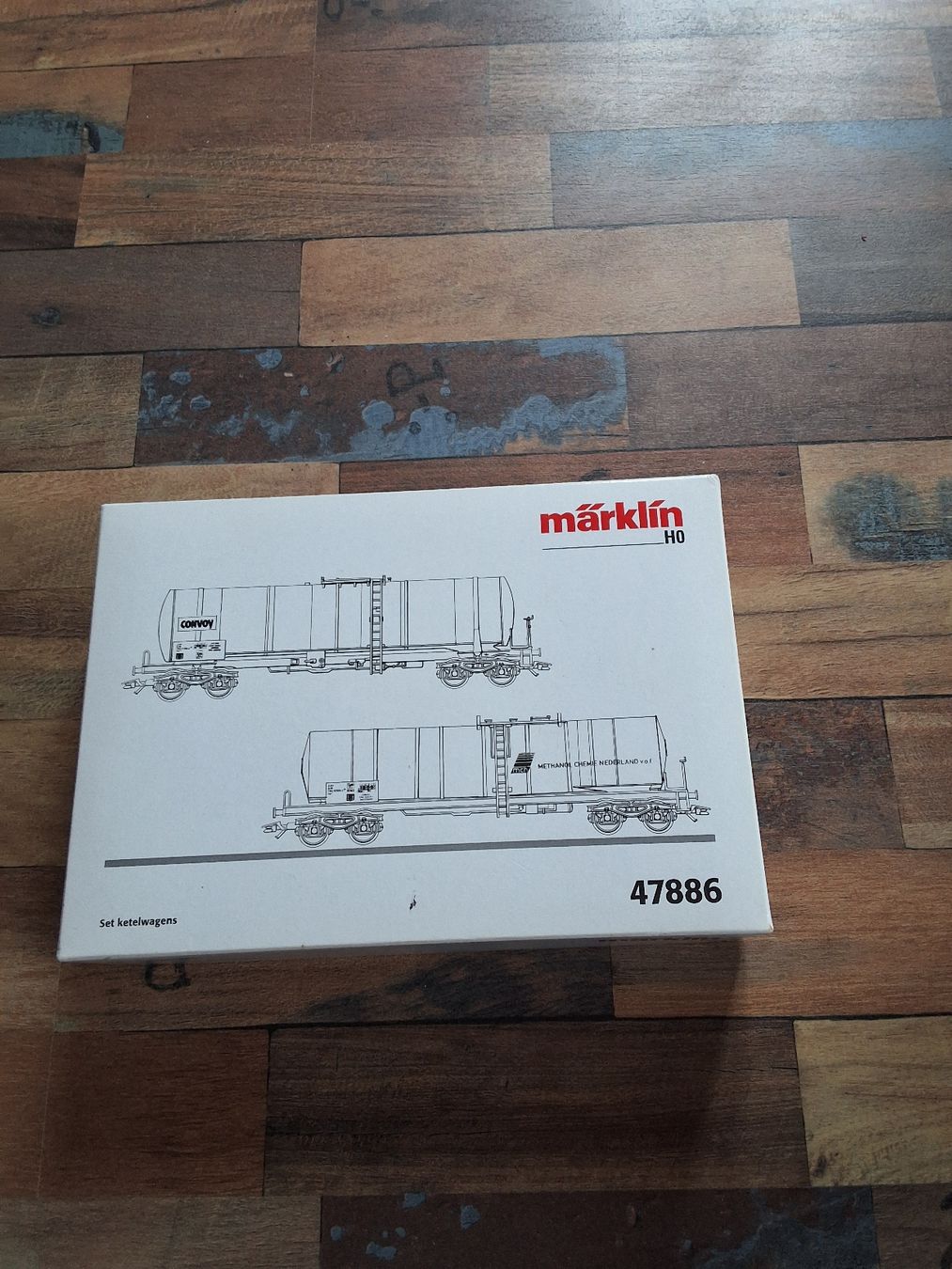 Märklin Modelleisenbahnen: Märklin Kesselwagenset  47886 – Neu (gemäss Beschreibung) aus Kölliken von Rwolfer