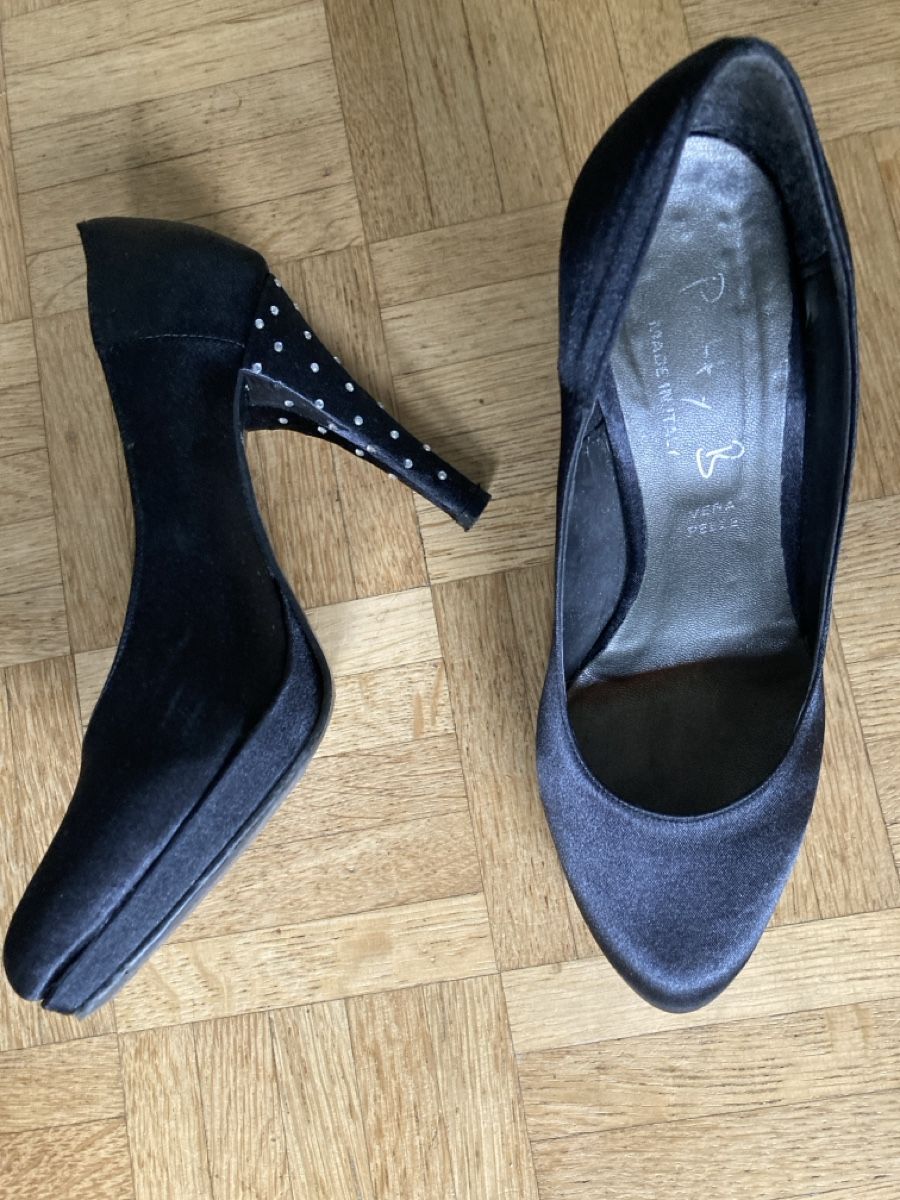 Scarpe da donna: Wunderschöne Pumps / High Heels – Usato da Bern venduto da Aniba23 2