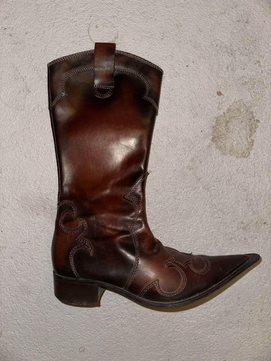 Navyboot Chaussures femmes: cowboy boots – D'occasion à Cham par sha_x8dl