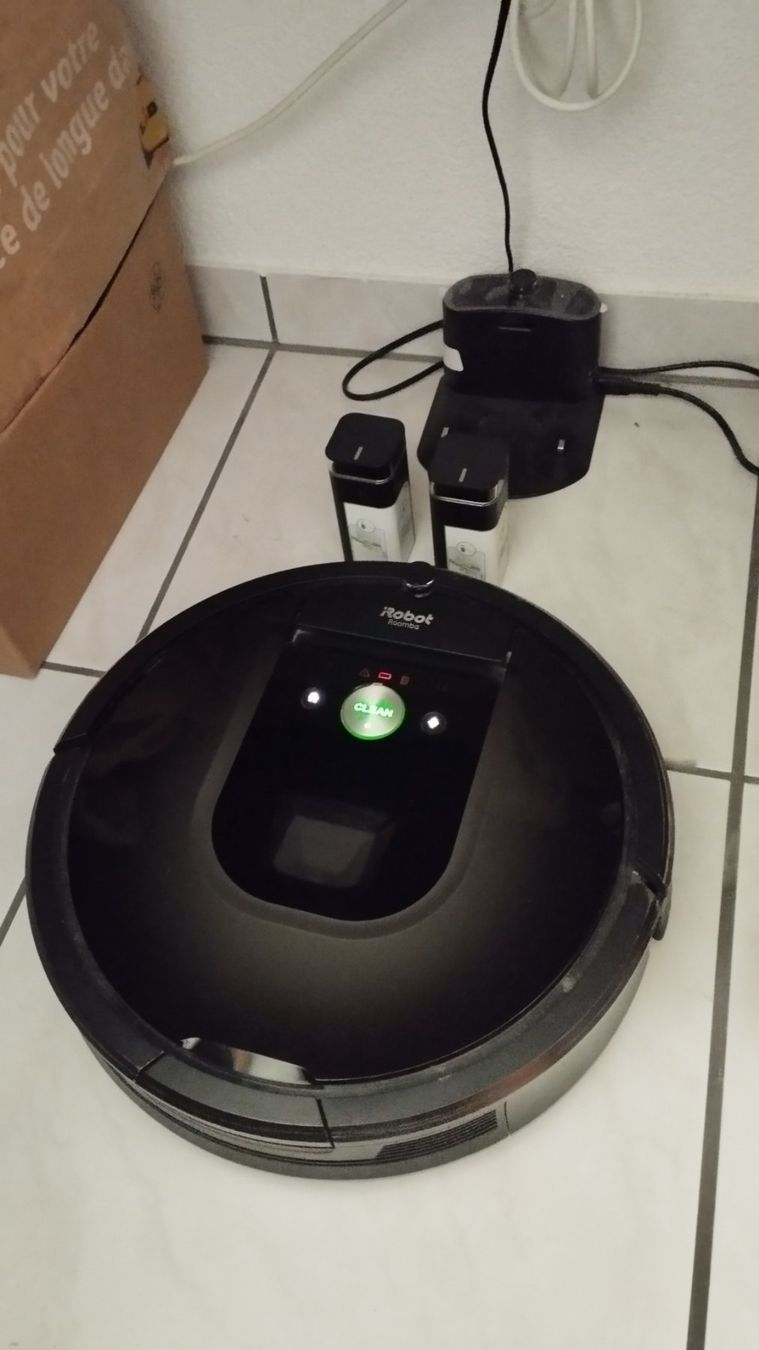 Irobot Aspirapolveri & Accessori: iRobot Roomba Saugroboter Serie900 – Usato da Wangs venduto da Gabrill