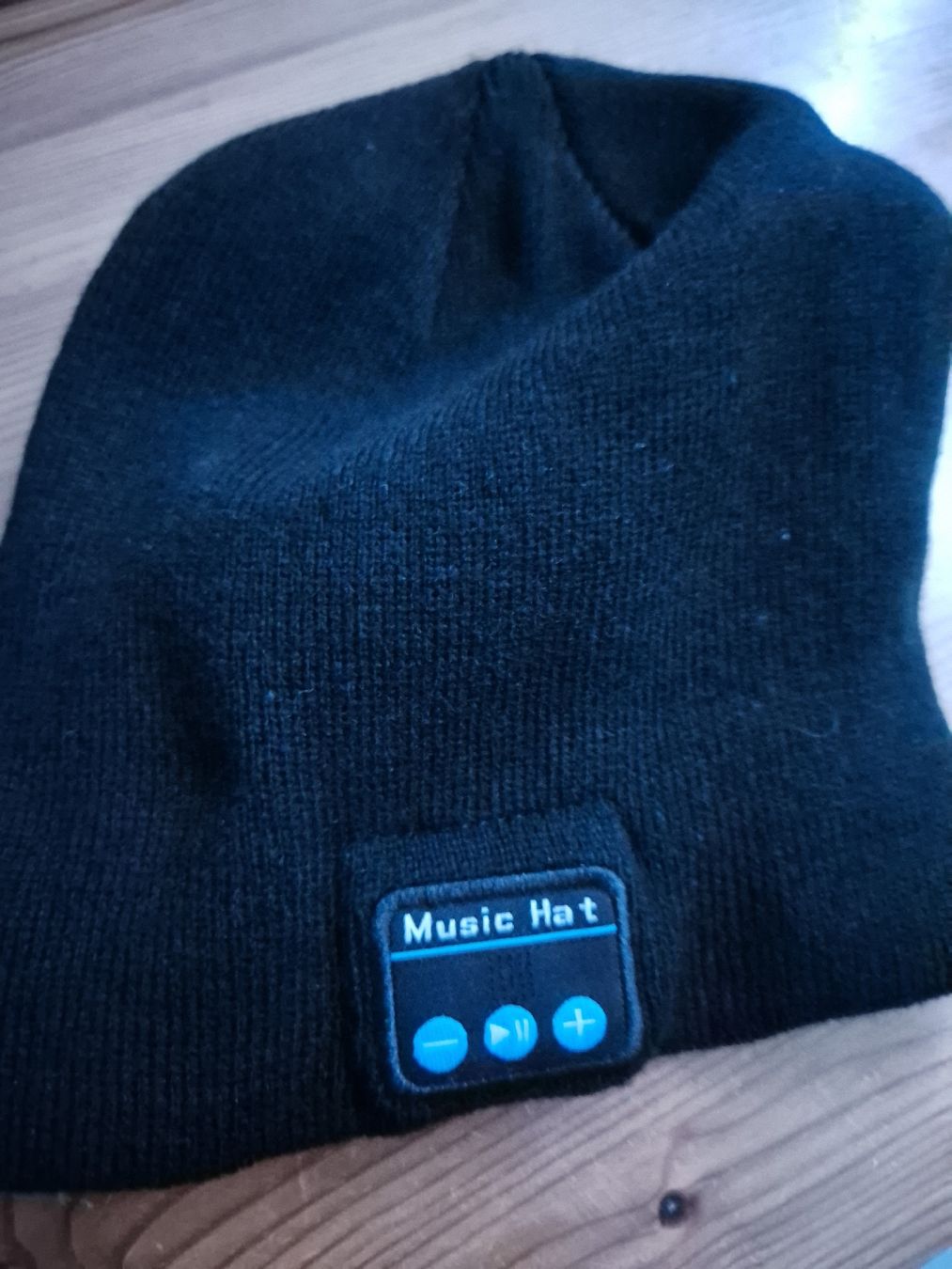 Chapeaux, bonnets & casquettes: Mütze "Music Hat" schwarz Bluetooth integriert neuwertig – Neuf (Voir description) à Wolhusen par ima_2jjx