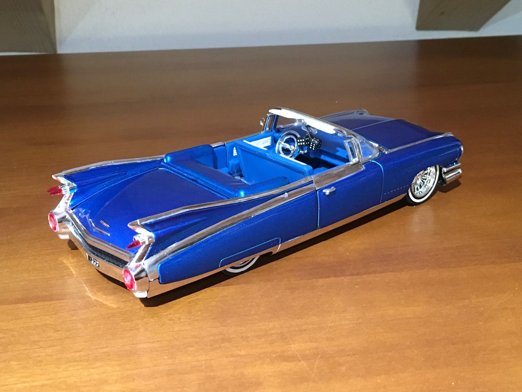 Cadillac Modellini d'auto: 1959 Cadillac Eldorado Convertible - Jada Toya – Usato da Wohlen AG venduto da PrivatSammlung 1