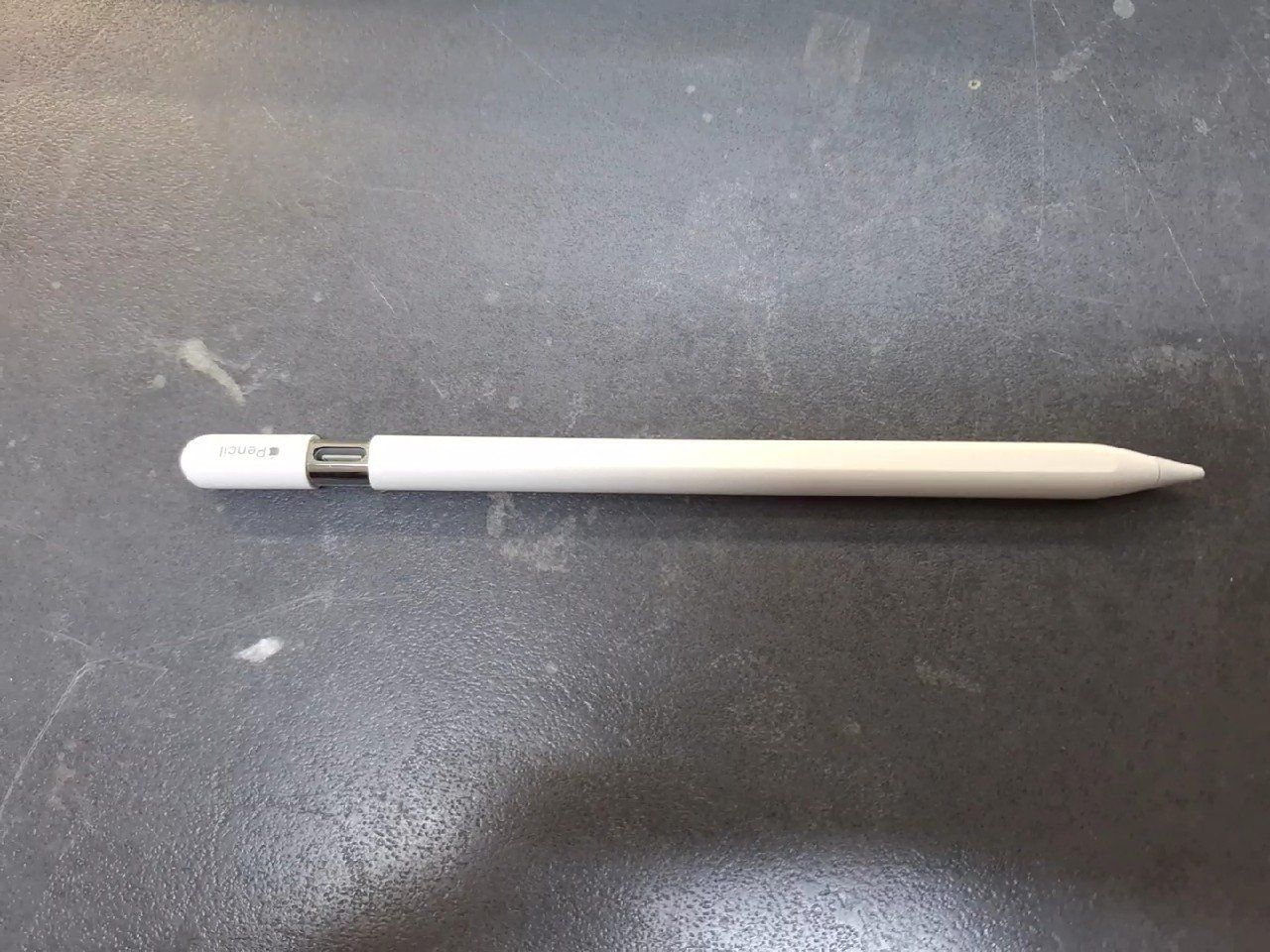 Apple Tablet PC: Apple iPad Air (4. Gen) – Usato da Zürich venduto da brandysn 3