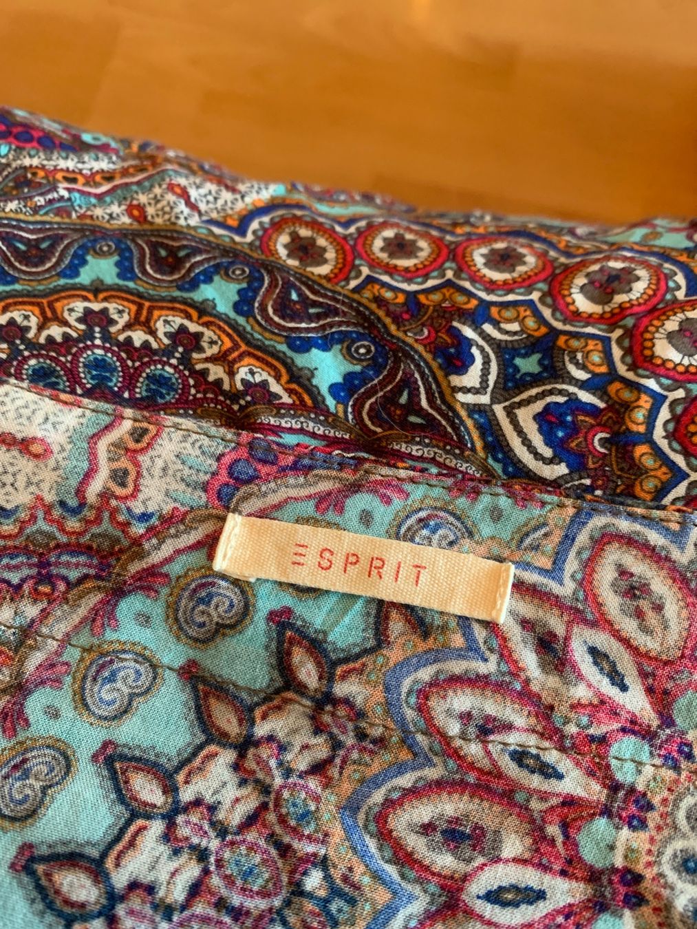 Esprit Vestiti: Jolie robe Esprit colorée taille M – Usato da MEYRIN venduto da Gwendo10 2
