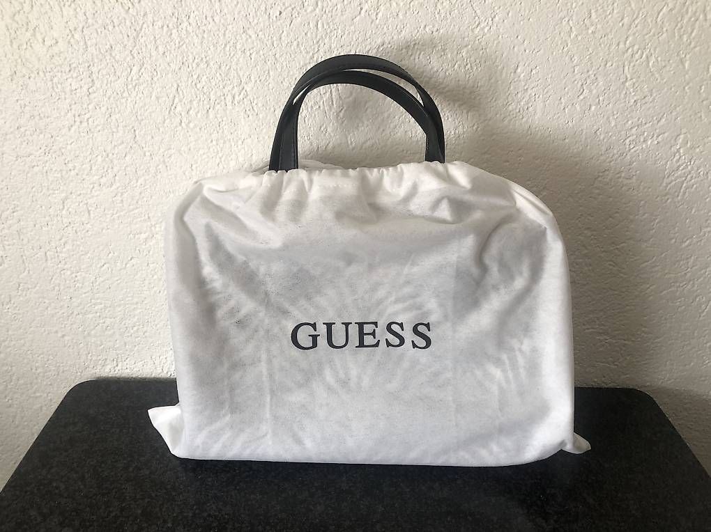 Borse da donna: Neue Guess Tasche  – Usato da Bern venduto da siory90 1
