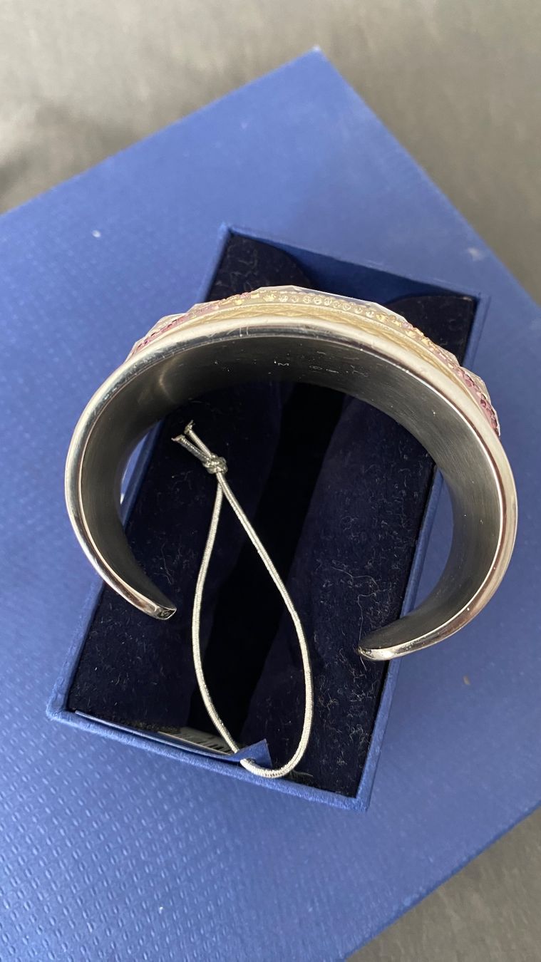 Swarovski Armbänder & -reifen: Swarovski Hyperbola Armreif silberfarben mit Steinen – Gebraucht aus Wohlen AG von Dorigos 2