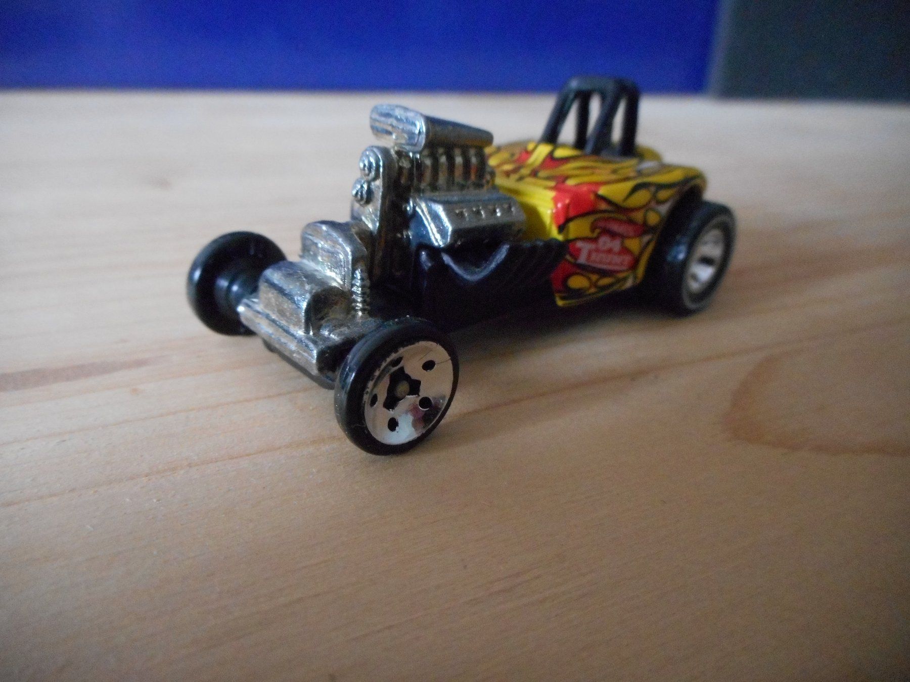 Hot Wheels Modellini d'auto: Hot Wheels Dragster T.Hunt – Usato da Bretzwil venduto da gbfluck