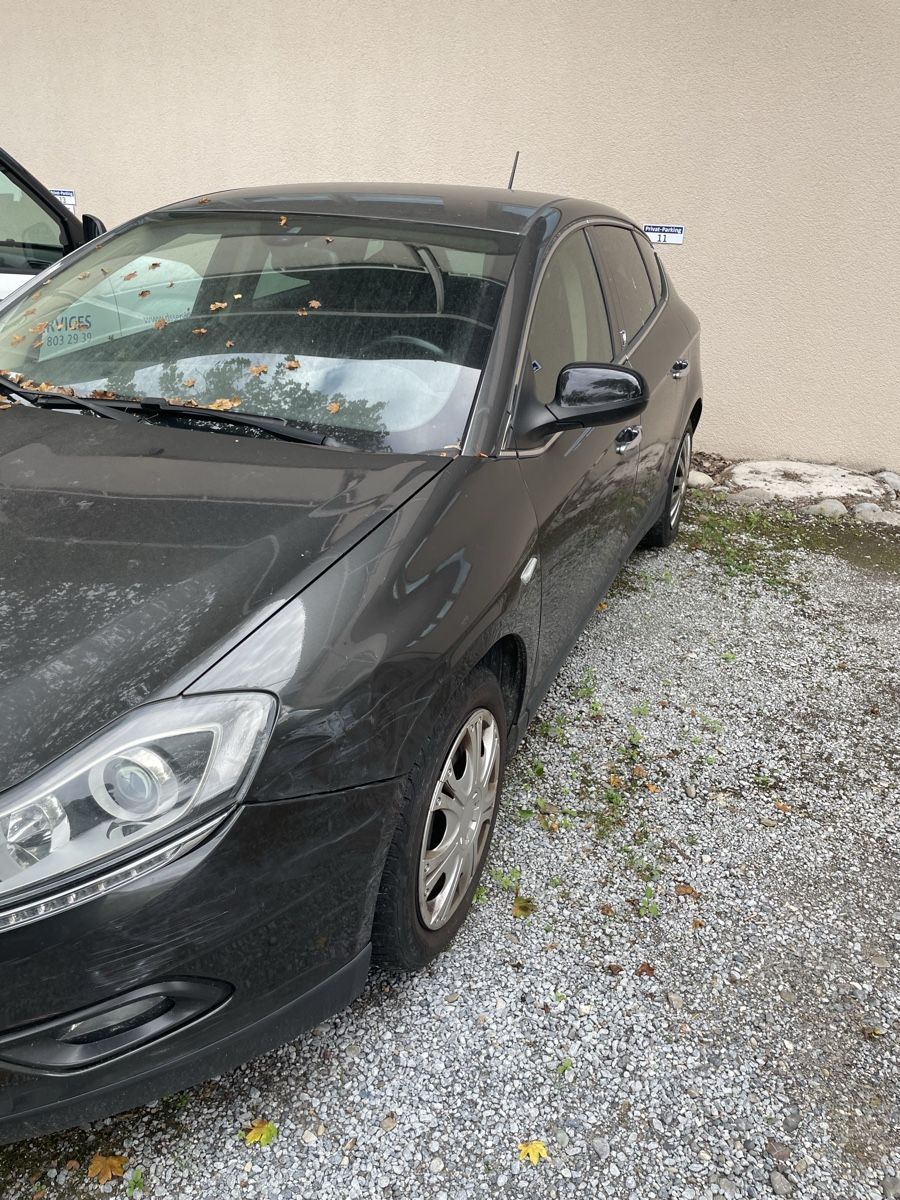Lancia Autos: Lancia Delta ab 50 fr – Gebraucht aus Schwerzenbach von Ruth01112 1