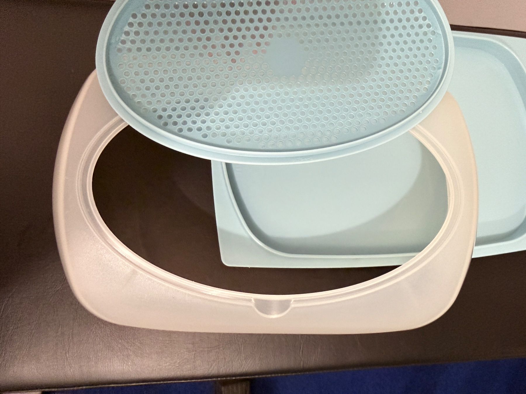 Tupperware Contenitori & Simili: Tupperware  Käsemax/Käseglocke – Usato da Winterthur venduto da Puma2662 3