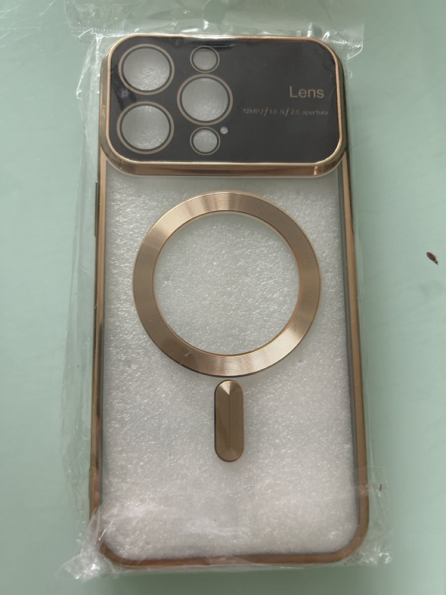 Covers & Schutzfolien: iphon 15 oder 16 pro max Hülle – Gebraucht aus Dulliken von Lindt.1845