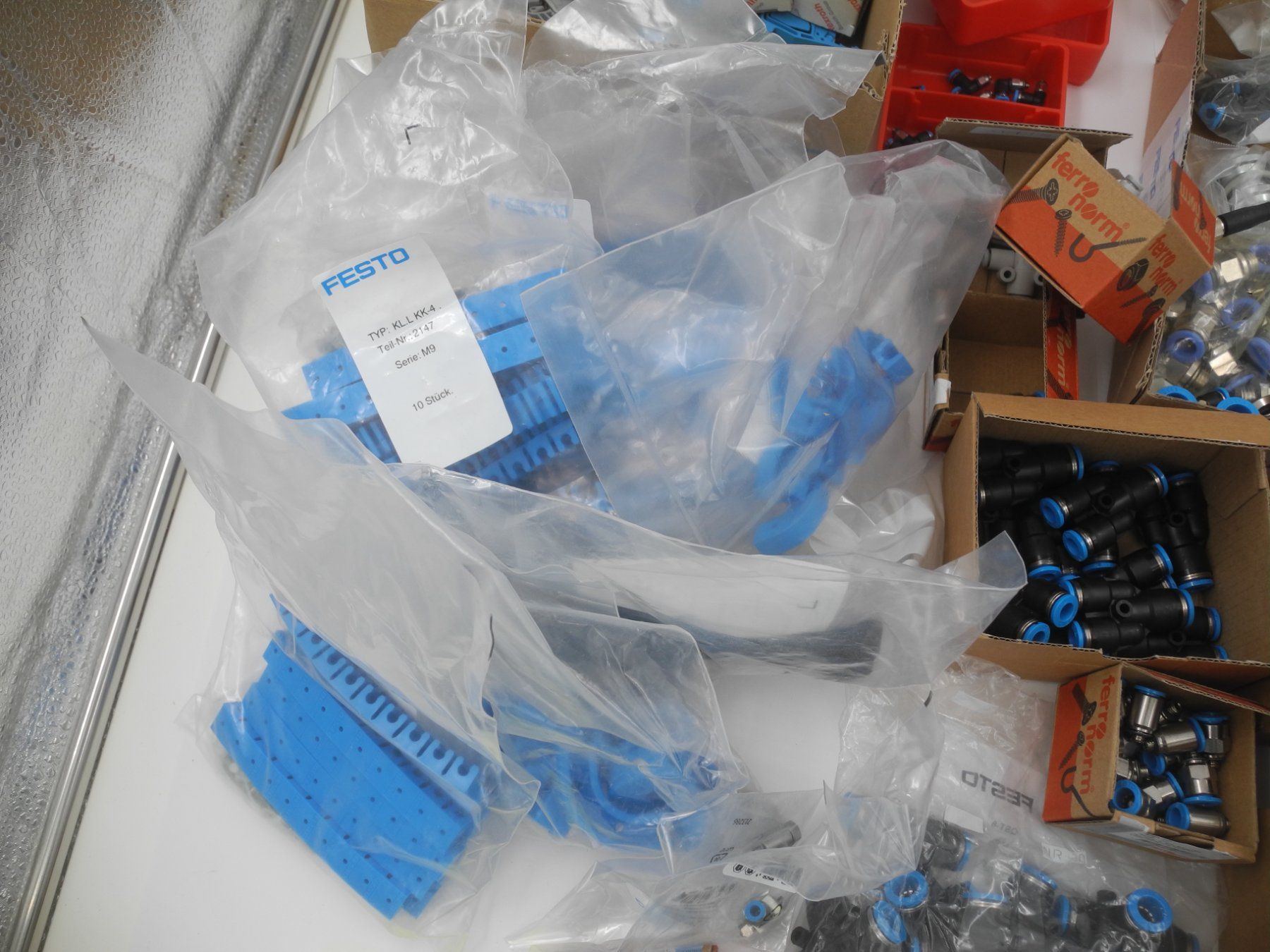 Elektronikbauteile: Festo Verschraubungen, Nr. 47b – Gebraucht aus Kottwil von Crazyrolf 7