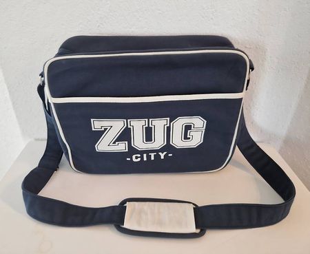 Stylische Retro Umhängetasche/Bag «ZUG City» (Top Zustand)