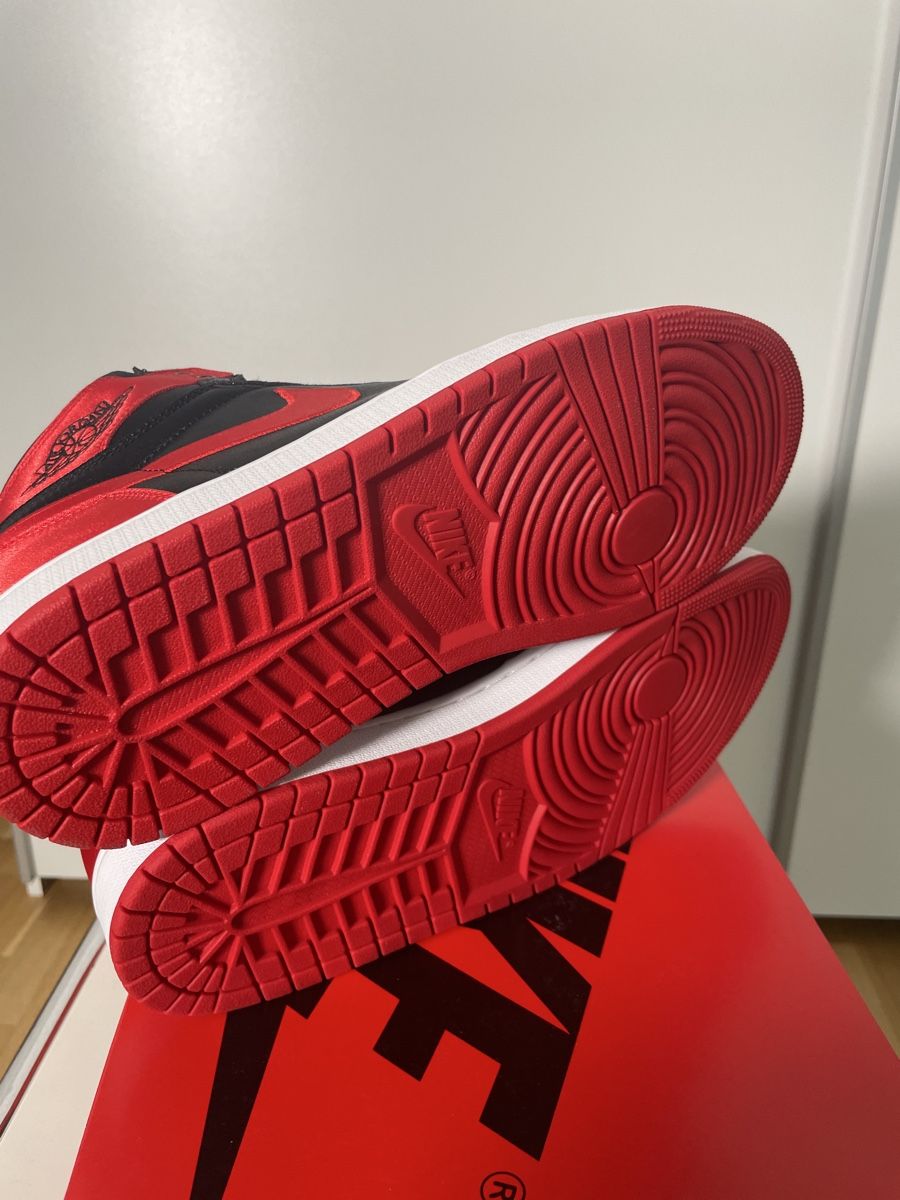 Jordan Scarpe da uomo: Jordan 1 High Bred Satin // eu44 // Neu – Nuovo e nell'imballaggio originale da Wittenbach venduto da therealmoonstone 1