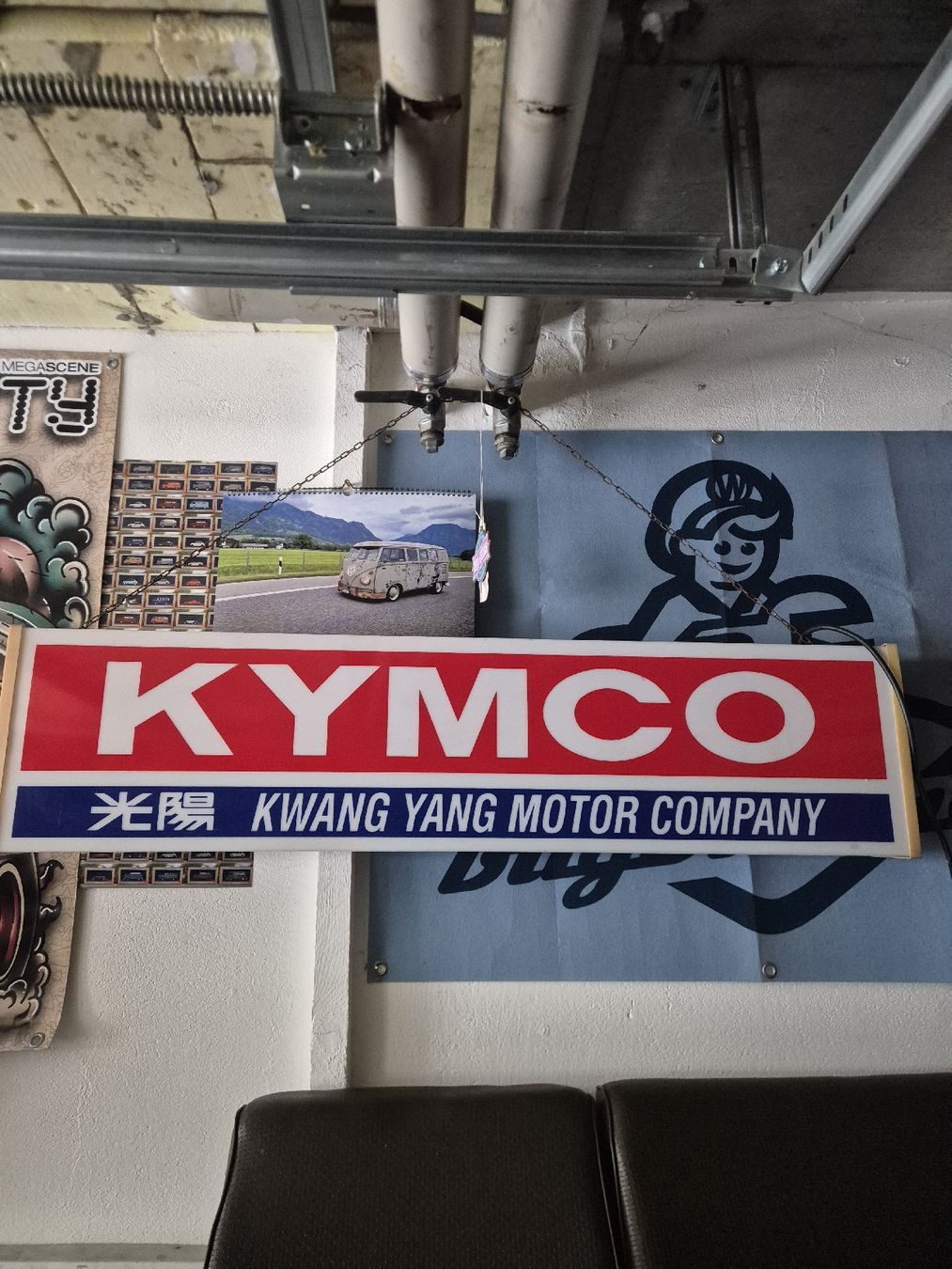 Lampade: Kymco Leuchtreklame – Usato da pfäfers venduto da icelantic