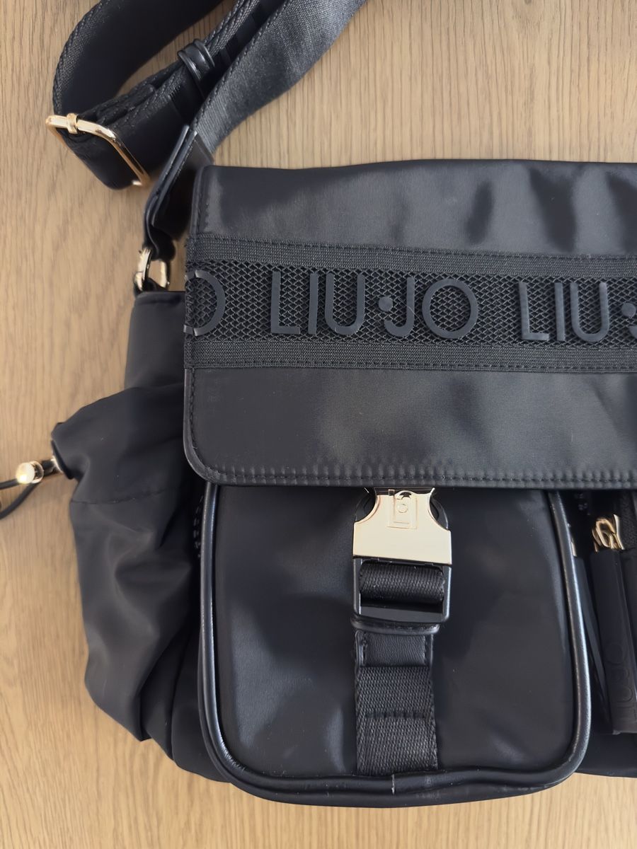 Liu Jo Borse da donna: Borsa a tracolla Liu Jo – Nuovo (secondo la descrizione) da Porza venduto da ali_5lxm 1