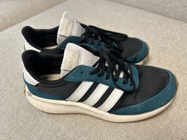 Adidas Sneaker schwarz grün weiss gebrauchter Zustand Gr. 42