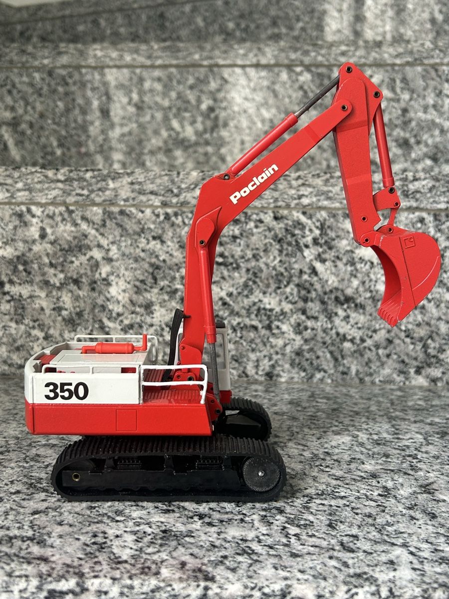 Conrad Kits de montage: Poclain 350, 1:50 , Conrad  – D'occasion à Horw par Tigercat635 3