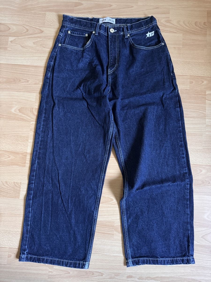 Lotti & Set di vestiti: Kleiderpaket Junge ca Gr. 164 – Usato da Rüti ZH venduto da make 2