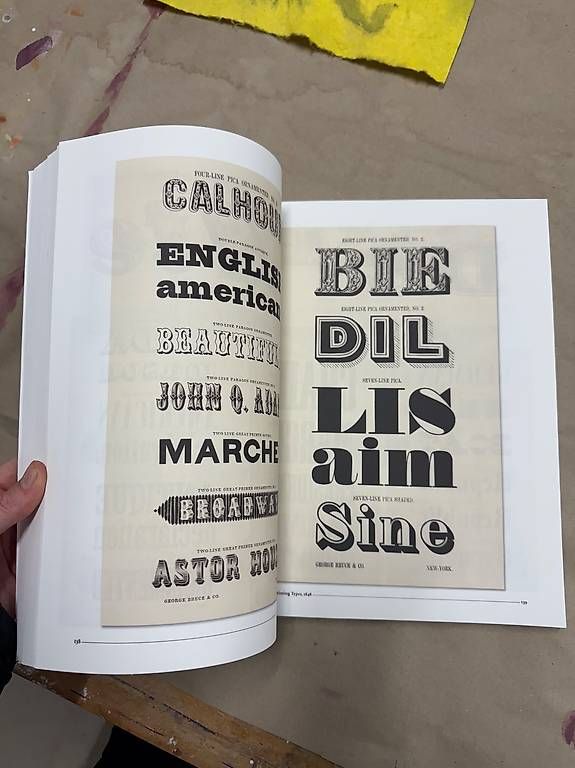 Libri: History of visual typefaces and graphic styles – Usato da Zürich venduto da fienne 2