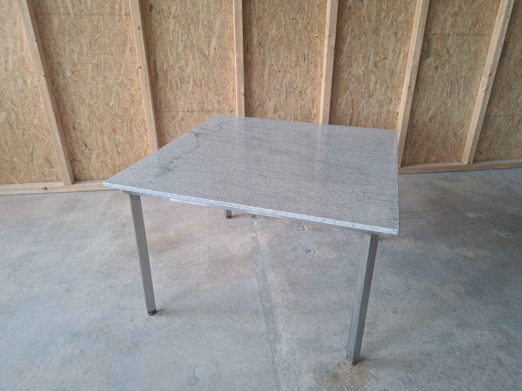 Tables: Gartentisch Marmor Granit/ Chromstahlgestell – D'occasion à Belp par deal-now 1