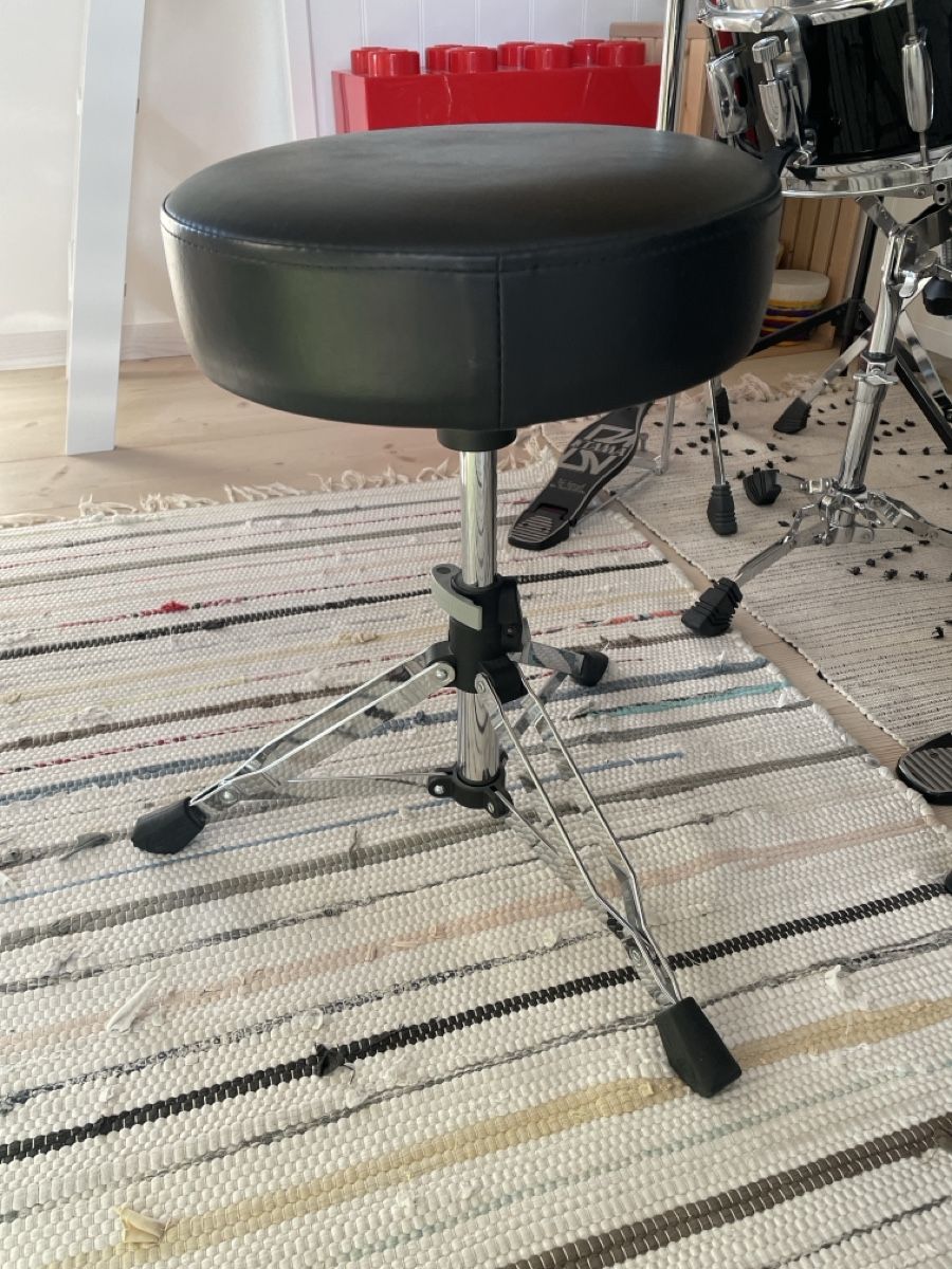 Strumenti musicali: Schlagzeug Tama Imperial schwarz – Usato da Rupperswil venduto da Irene12 1