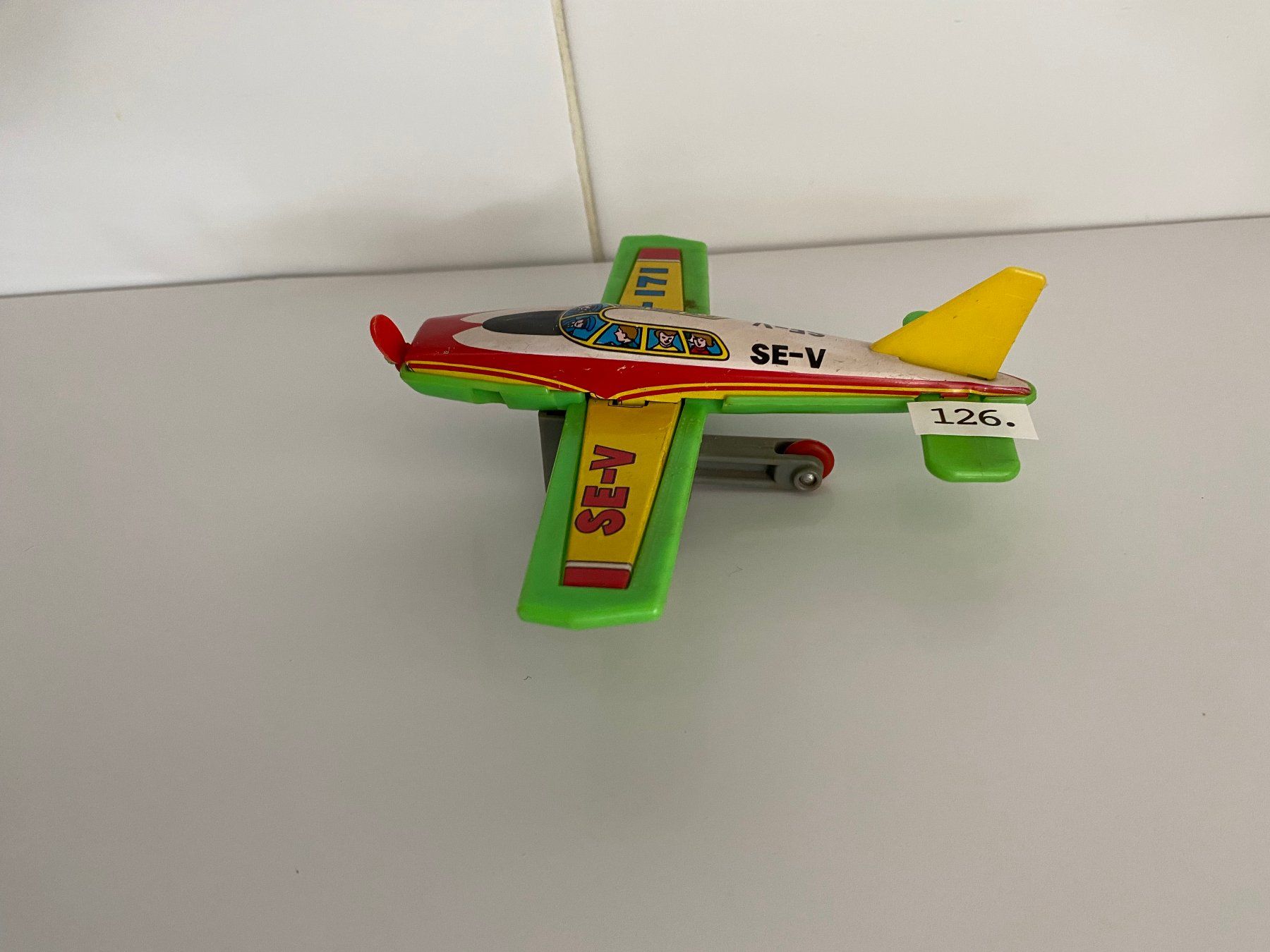 Kit di modellismo & Modellini statici: Flugzeug no name 13x13cm 126 – Usato da Stäfa venduto da thebrand 1
