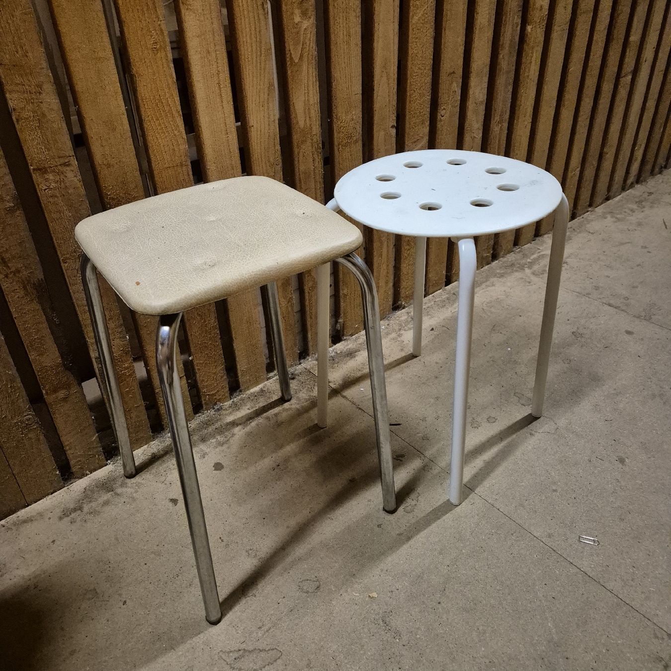 Hocker: lot Tabourets – Gebraucht aus Genthod von Lenas9