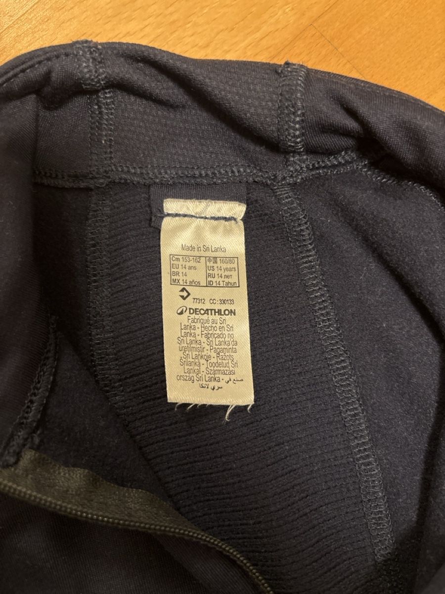 Decathlon Maglioni & Felpe: Skipulli / Skishirt, dunkelblau, Decathlon – Usato da Ostermundigen venduto da Ivoire 1