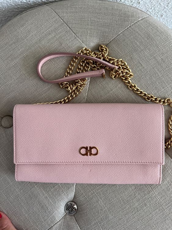 Salvatore Ferragamo Wallet on chain Kaufen auf Ricardo