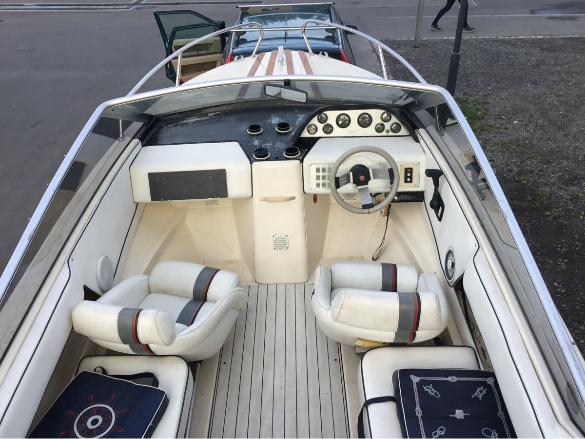 Volvo Barche: Draco 1900 SunTop Motorboot mit Trailer. – Usato da Urdorf venduto da Freitagr 2