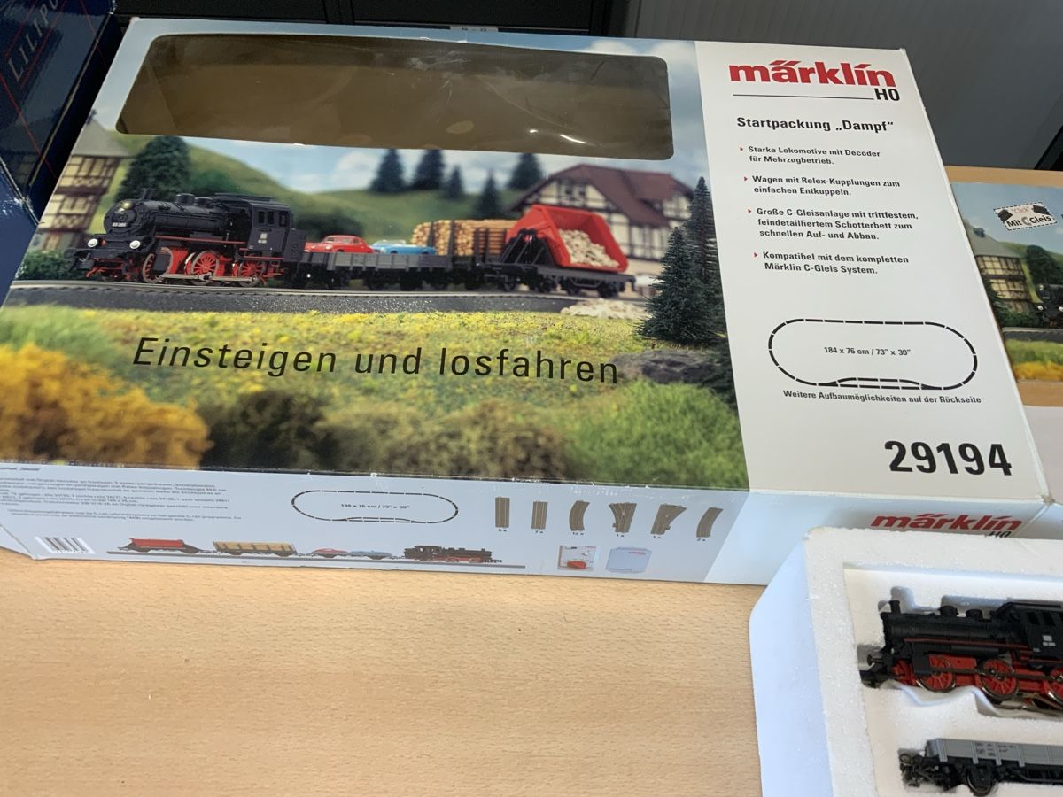 Märklin Modelleisenbahnen: Märklin Packung – Gebraucht aus Niederuzwil von Miami1999 1