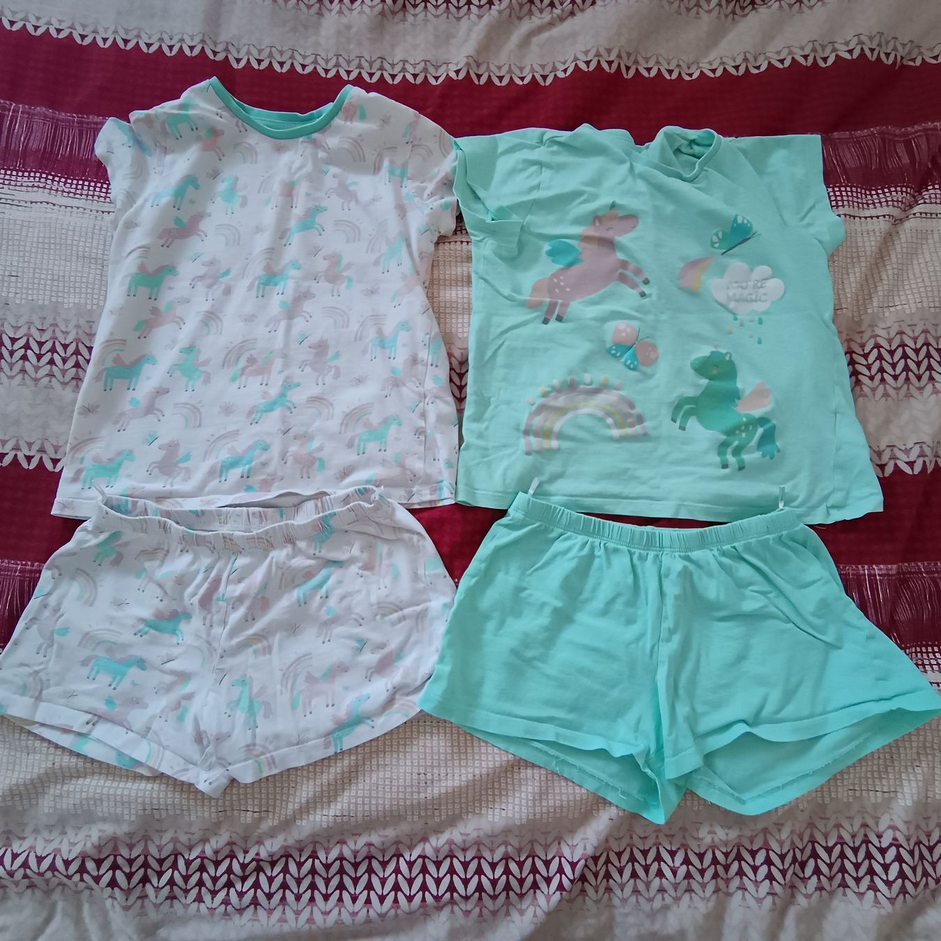 C&A Pigiama & Simili: 2 Kurze Pyjamas Mädchen, Gr. 134 – Usato da Emmetten venduto da Hornberger
