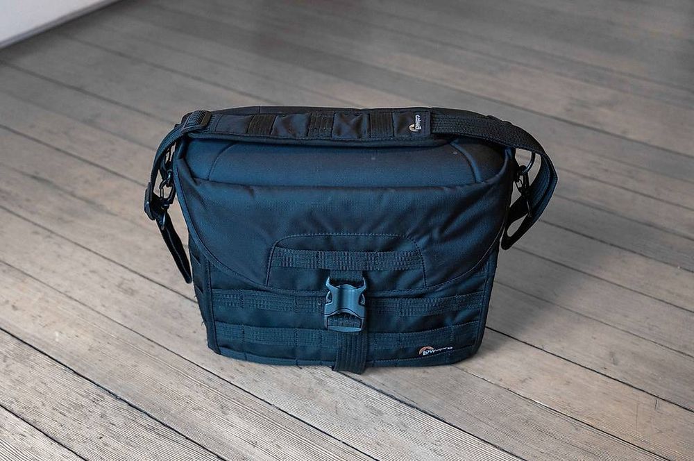 Fototasche Lowepro ProTactic SH 200 AW (Gebraucht) in Zürich für CHF 50 ...