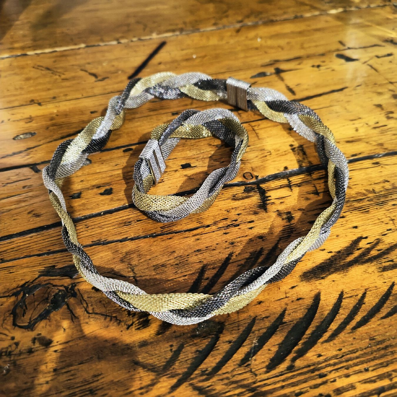 Ketten: Set Halskette+ Armband – Gebraucht aus Giubiasco von giubi01