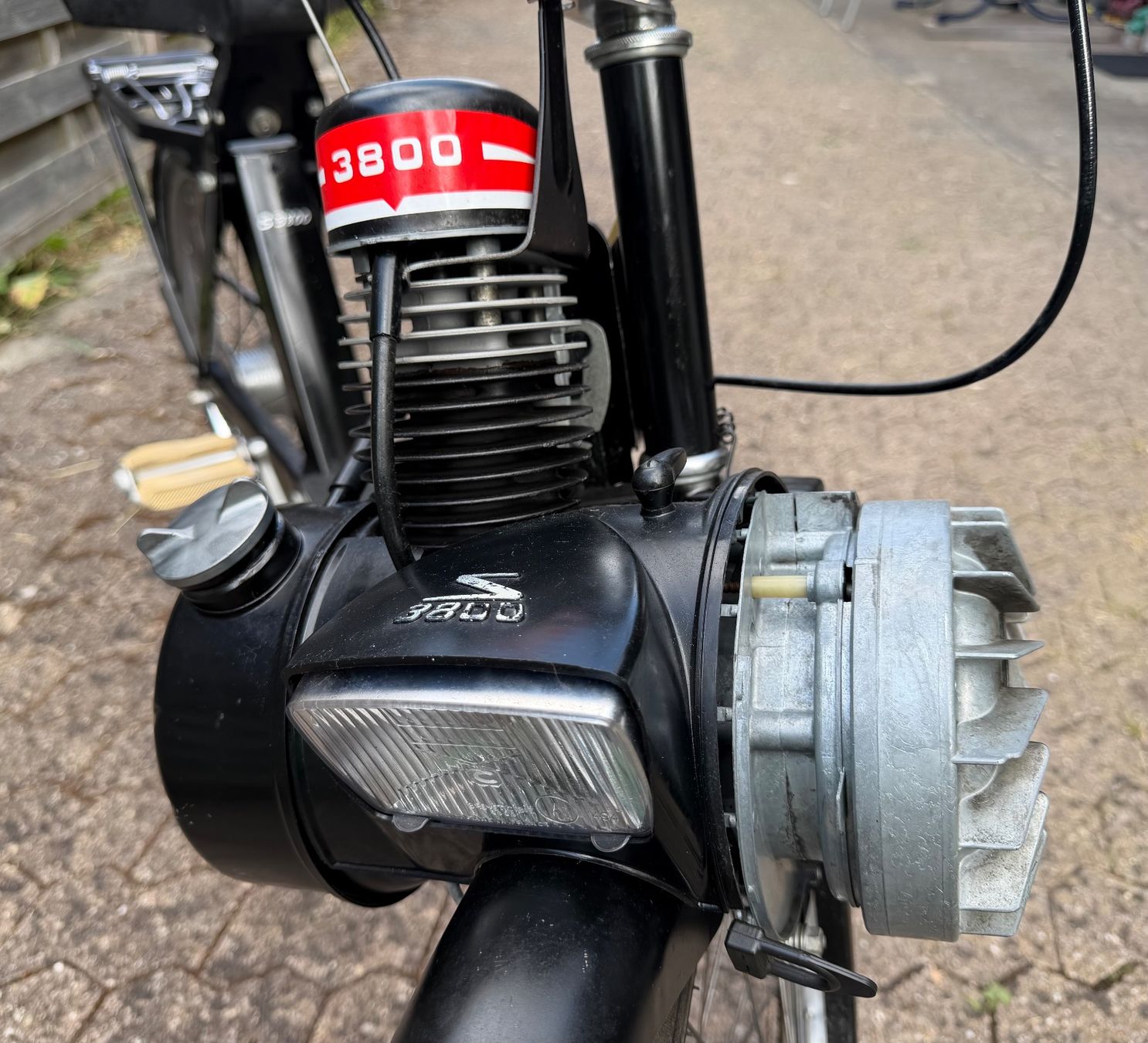 Solex Ciclomotori: Velo Solex – Usato da Brütten venduto da Viktor3 4