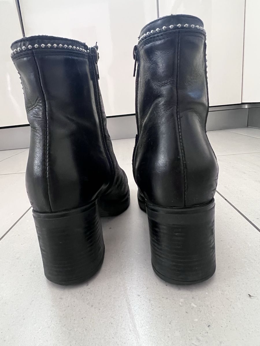 Scarpe da donna: Bottines Bata cuir noires avec zip, pointure 37 – Usato da Lausanne venduto da monaliza1998 4