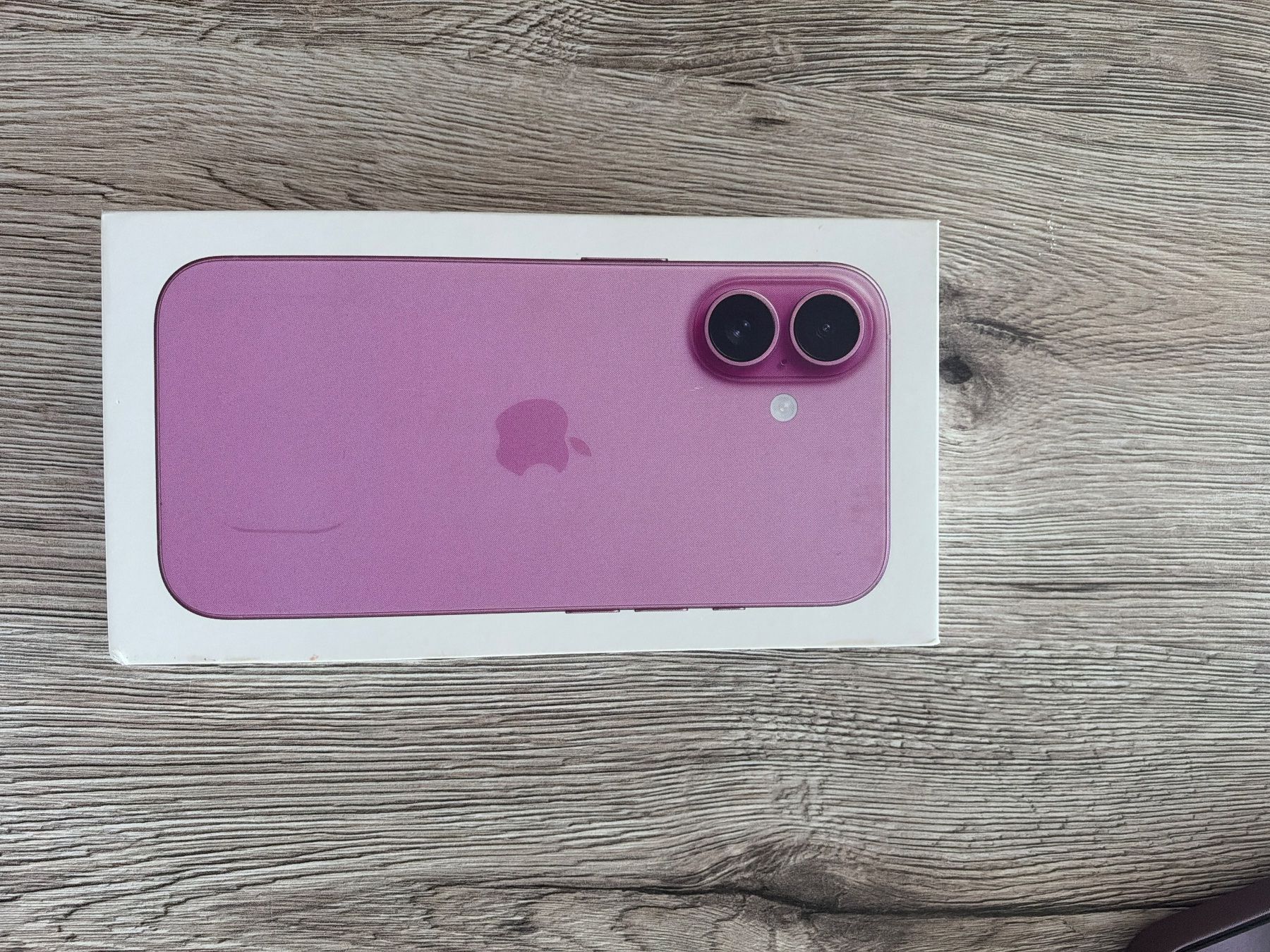 Apple Handys / Smartphones: Iphone 16 rosa – Gebraucht aus Winterthur von Chupchel