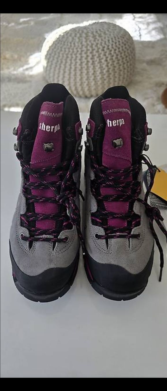 Sherpa Scarpe da donna: Sherpa Belbas V Wanderschuhe Grösse 40 – Nuovo e nell'imballaggio originale da Adliswil venduto da sushipeti