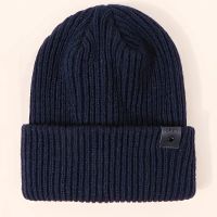 Warme Wintermütze dunkelblau gestrickt neu