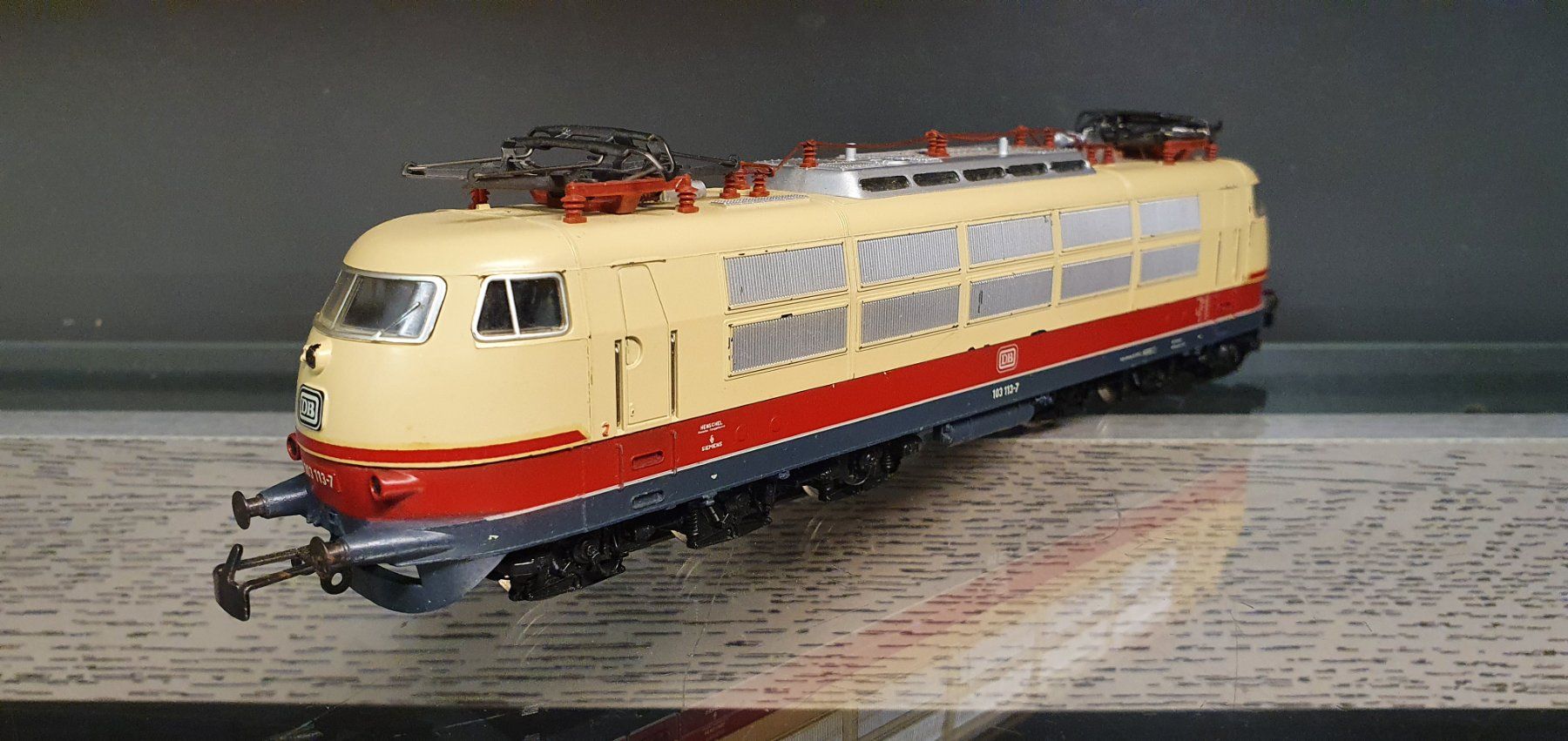 Märklin Modellini di ferrovie: MÄRKLIN: DB TEE E-LOK BR 103 / 3354 OVP – Usato da Biglen venduto da taunus82 1
