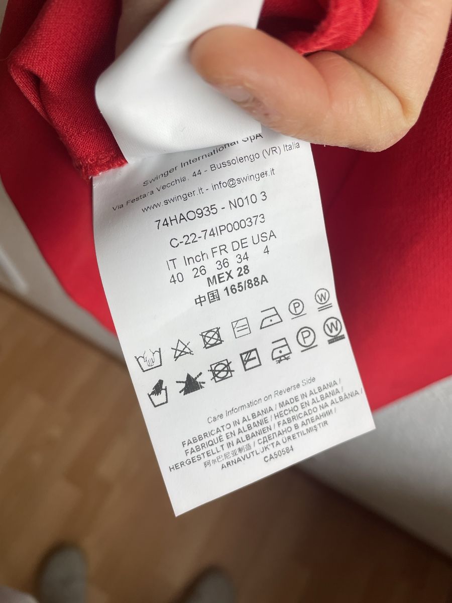Versace Vestiti: Robe rouge Versace Jeans Couture, neuve! – Nuovo (secondo la descrizione) da Martigny venduto da Lea_lucci 7