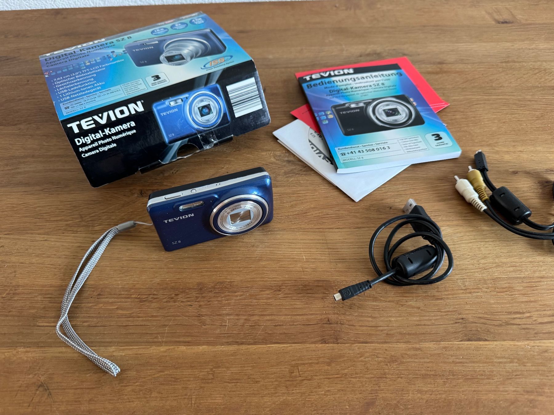 Fotocamera: Tevion sz 8 Digitalkamera – Nuovo (secondo la descrizione) da Frauenfeld venduto da difi67