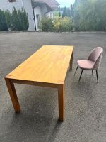 Esstisch aus Holz, inkl. 4 Stühle
