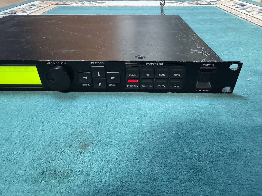 Musikinstrumente: Yamaha D5000 - Stereo Rack Delay – Gebraucht aus Genève von juftum 3