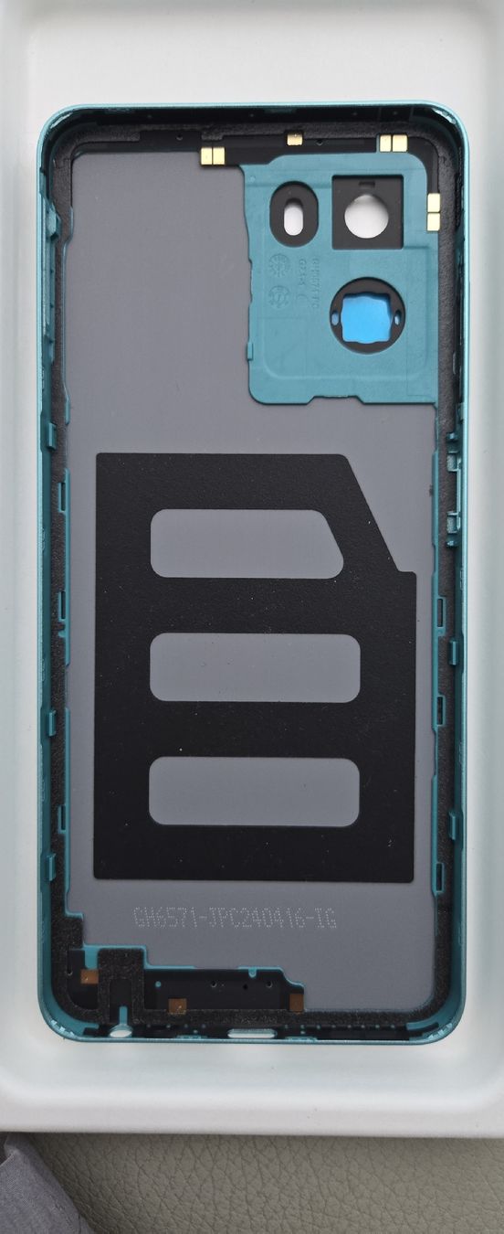 Cover & Protezioni schermo: Vitre arrière Coque arrière HMD Pulse+  – Nuovo e nell'imballaggio originale da Le Sentier venduto da dperazzi 1