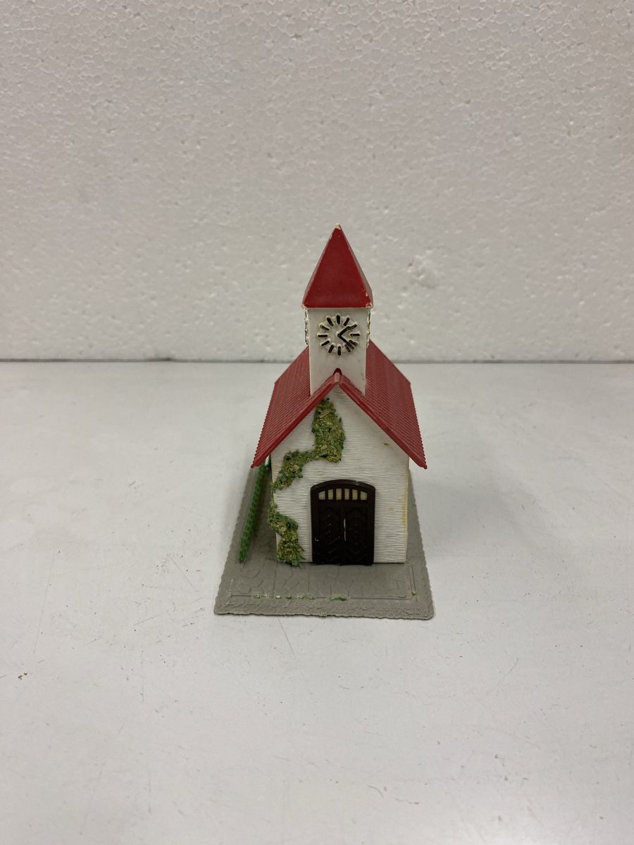 Modellini di ferrovie: Modellbau H0 Kirche – Usato da Glattpark (Opfikon) venduto da anywaya23 1